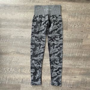 NVGTN Camo Seamless Leggings - XS